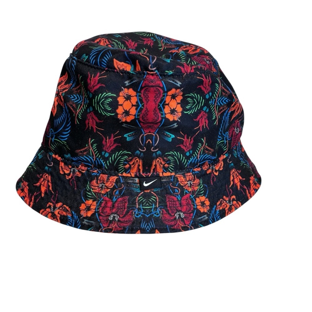 Nike - Black and Multicolor Patterned Bucket Hat - L